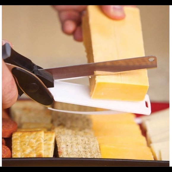 Clever Cutter - Knife & Cutting Board - Picture 8 of 12
